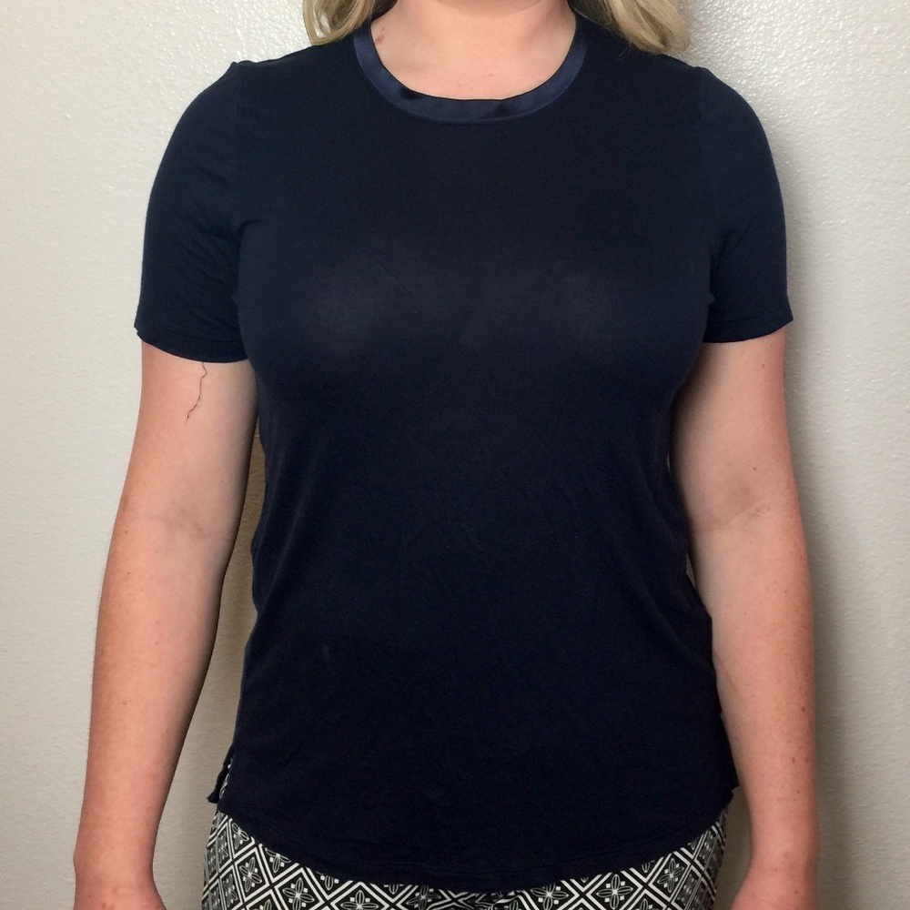 FREE Banana Republic tee, m